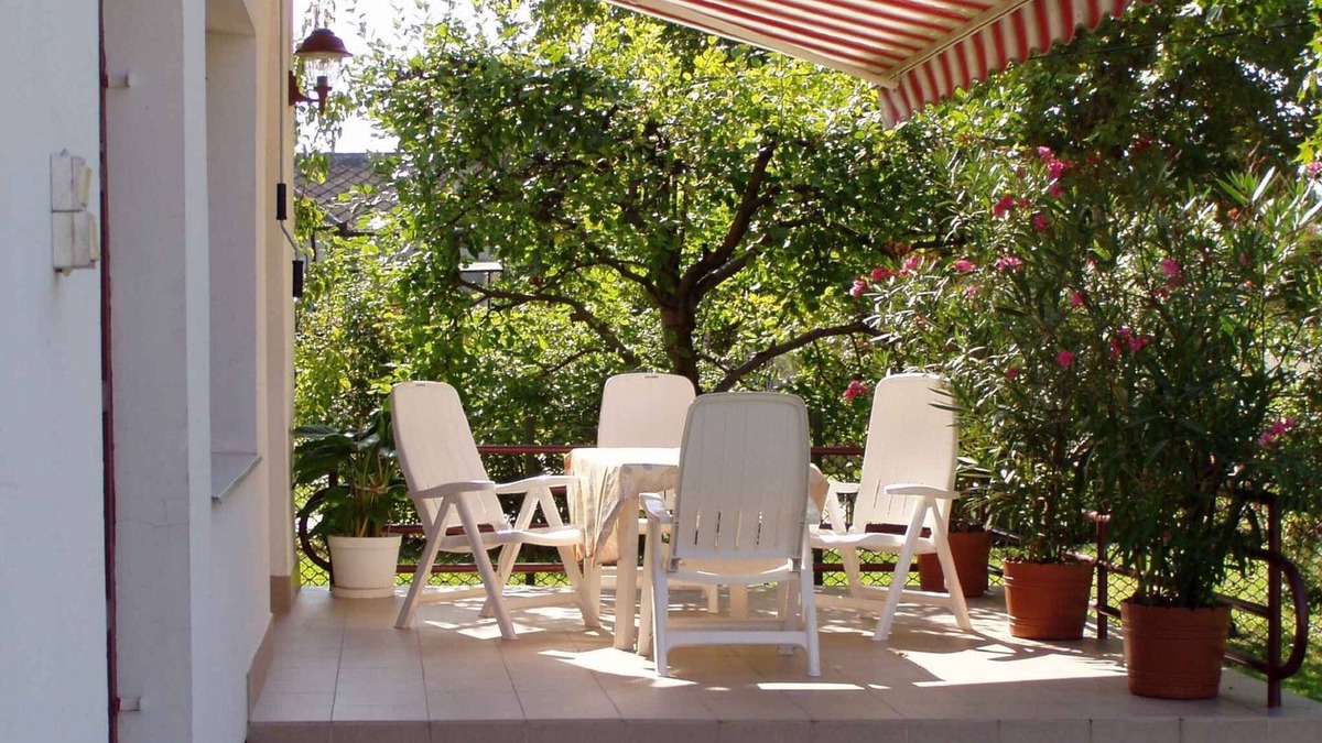 Balatonboglar House | Holiday home 100 m away from Lake Balaton