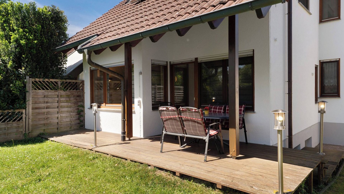 Schwanau House | Holiday Home '110qm, 4 Schlafzimmer' with Private Terrace, Private Garden and Wi-Fi