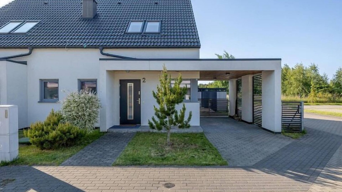 Trzesacz House | Holiday home, 3 bedrooms, private garden