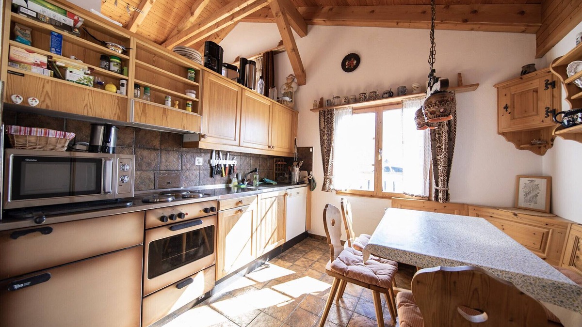 Albula-Alvra Ski Chalet | Holiday home Alvaneu for families
