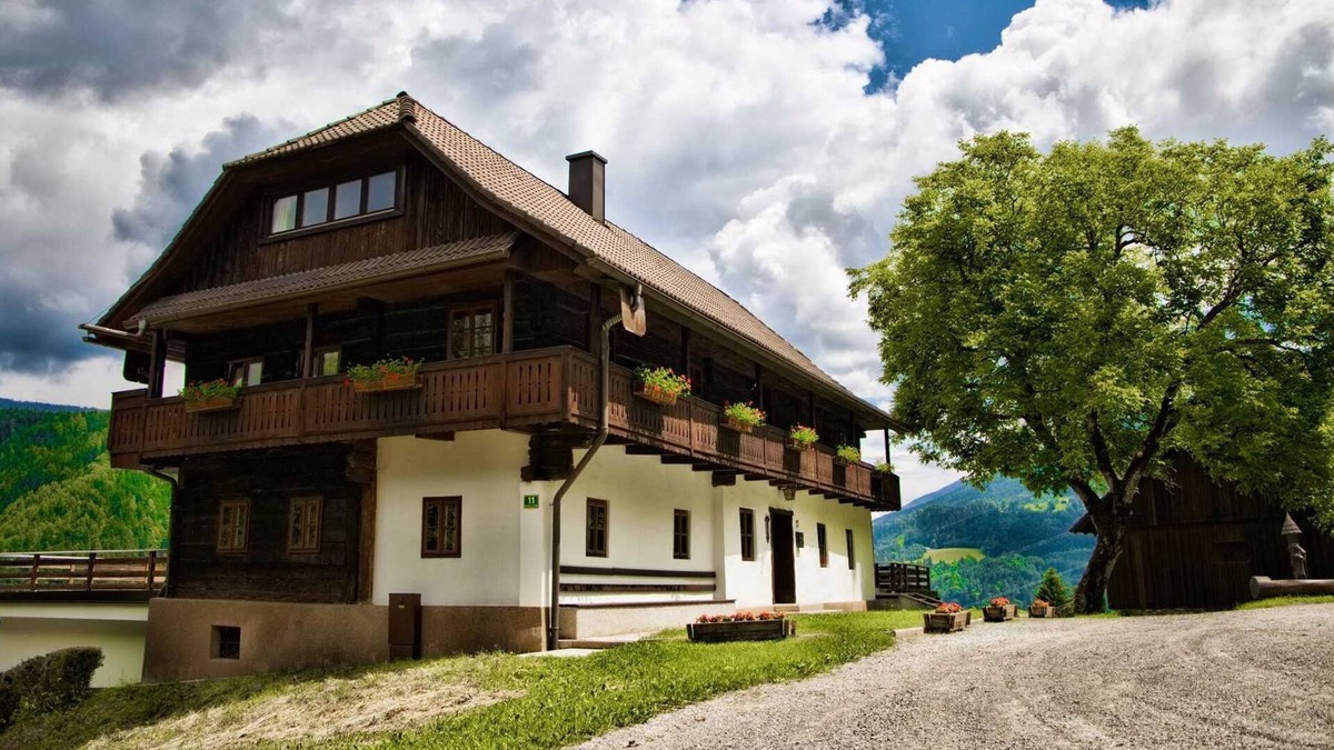 Verditz House | Holiday Home / Apartments Grafhube - Ferienhaus Grafhube