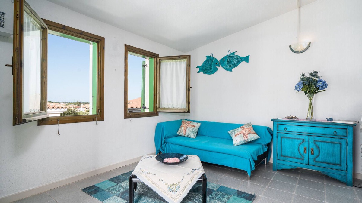 Orosei House | Holiday Home 'Azzurra' with Sea View, Private Terrace and Wi-Fi