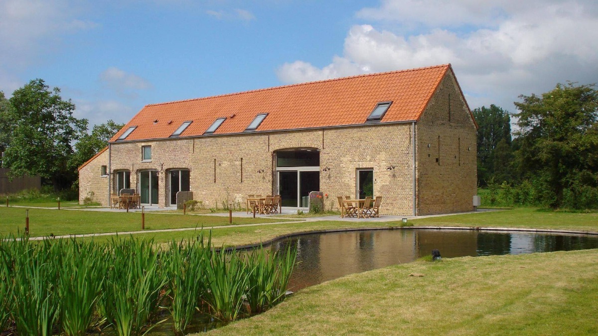 Zerkegem Apartment | Holiday home Blackthorn for 6 persons