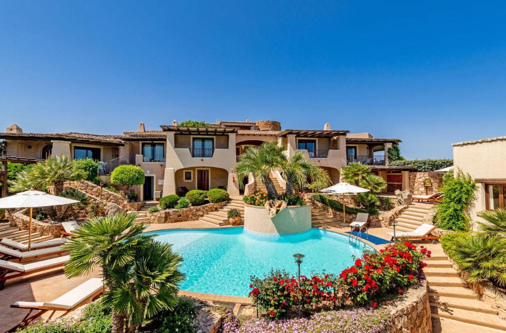 Porto San Paolo House | Holiday Home Bougainville 5 - Vista Village by Interhome