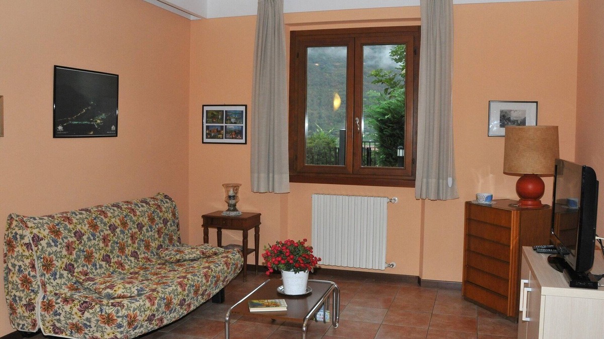 Crone House | Holiday Home by Lake Idro Lombardy