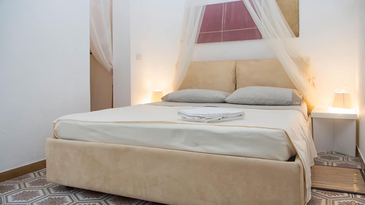 Stintino House | Holiday Home 'Cala Lupo' with Private Terrace, Private Garden and Air Conditioning