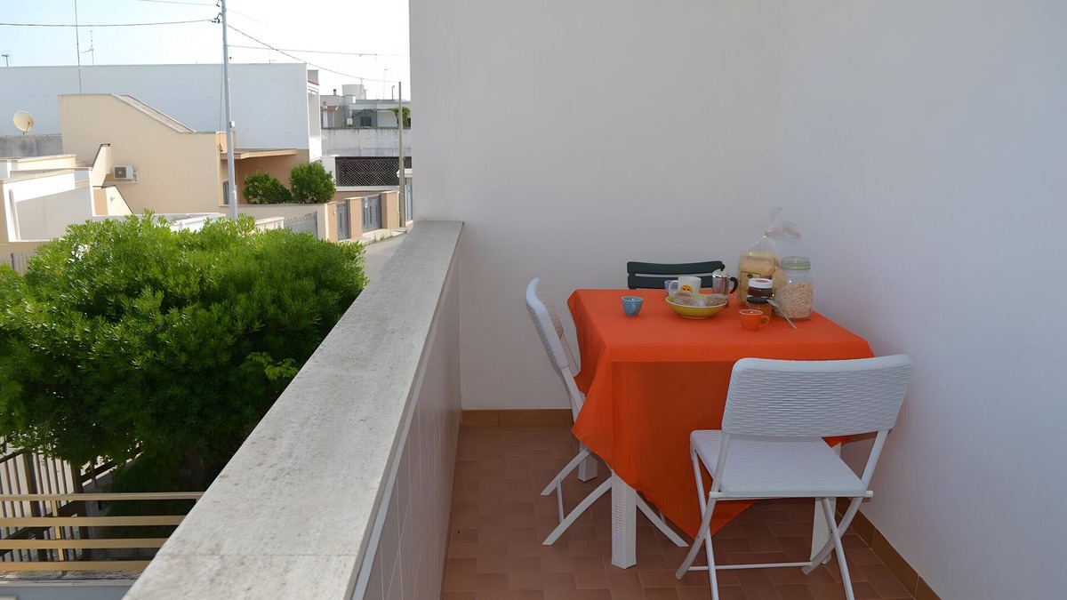 San Foca House | Holiday Home 'Casa Bichi X 4 A San Foca' with Balcony