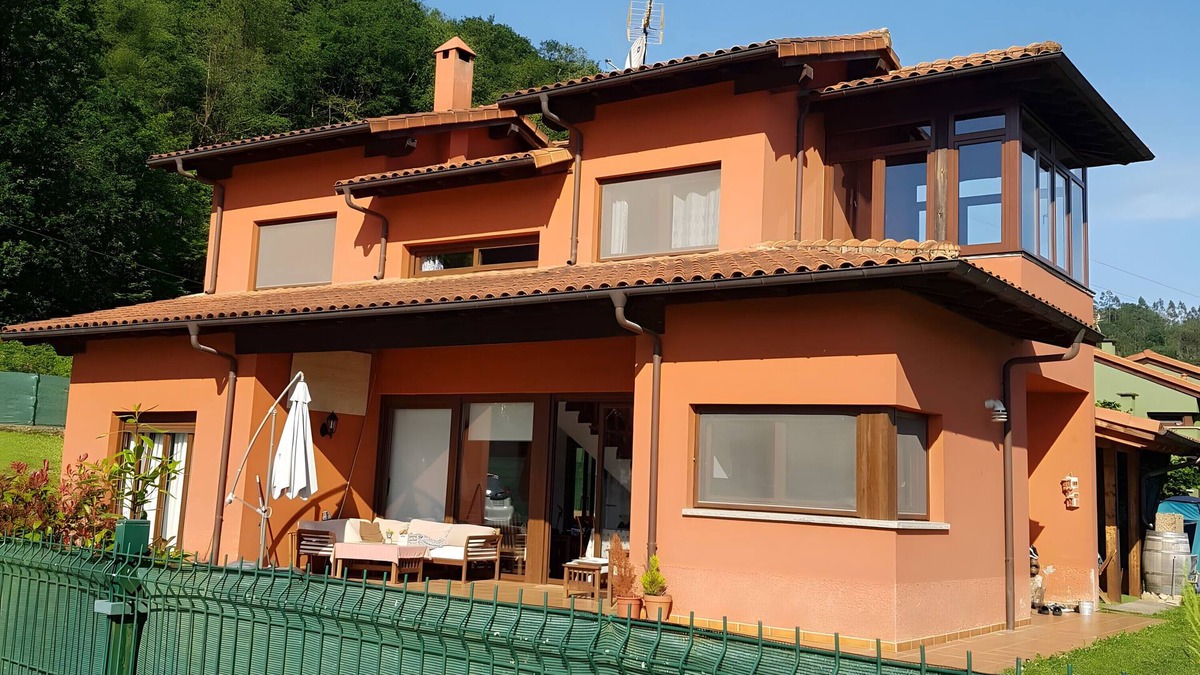 La Vega de los Caseros House | Holiday Home 'Casa Carmen' with Mountain Views