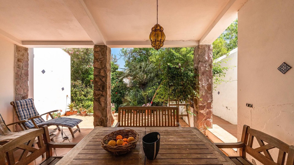 Carloforte House | Holiday Home 'Casa Kalle' close to the Sea with Garden