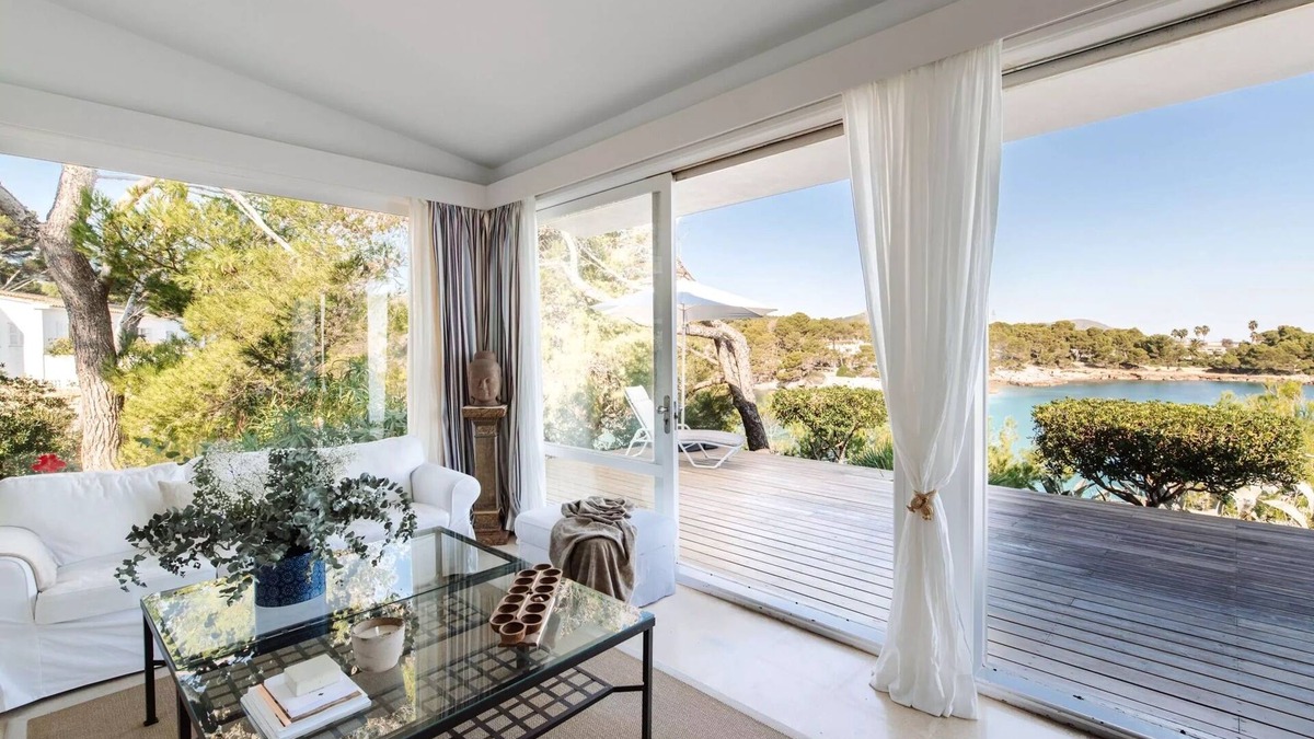 Provensals House | Holiday Home 'Casa Masti' with Sea View, Wi-Fi and Air Conditioning