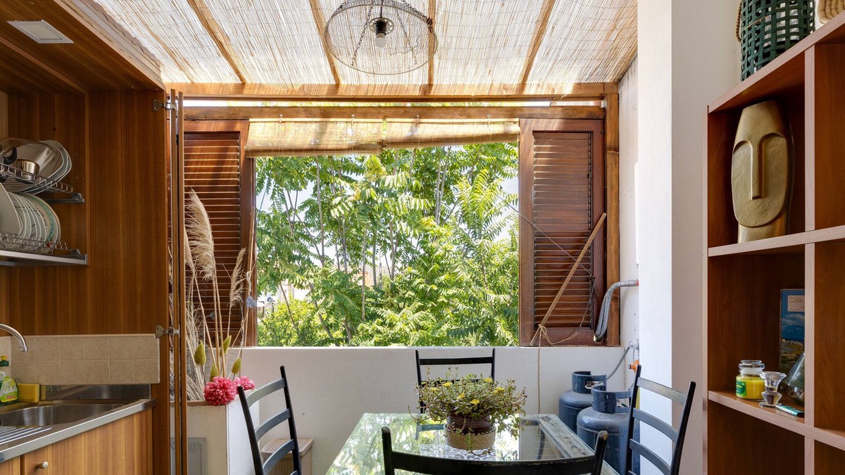 Oristano Historic Centre House | Holiday Home 'Casa Silvi' with Private Terrace, Wi-Fi and Air Conditioning