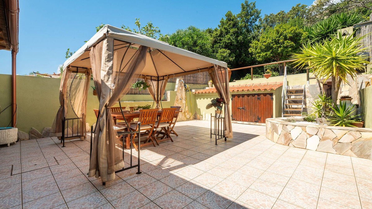 Costa Rei House | Holiday Home 'Claudia' with Private Terrace, Wi-Fi and Air Conditioning