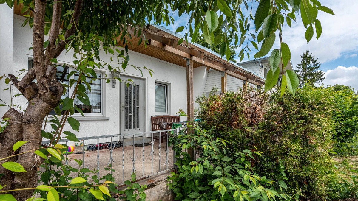 Bungalowdorf an der Talsperre House | Holiday Home '145' with Private Terrace and Private Garden