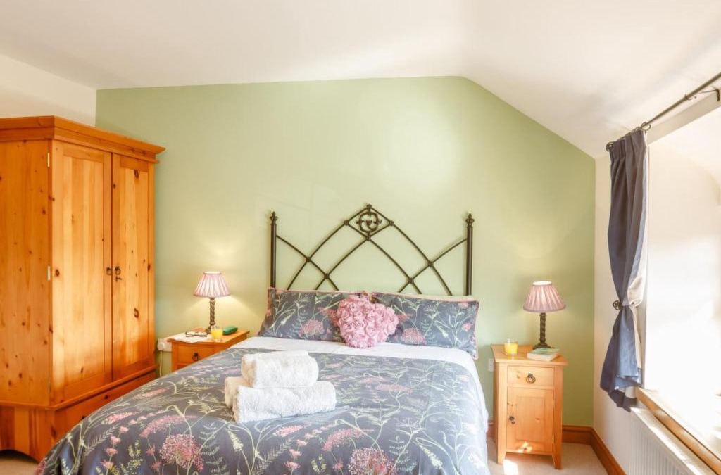 Criccieth House | Holiday Home Dwynie by Interhome