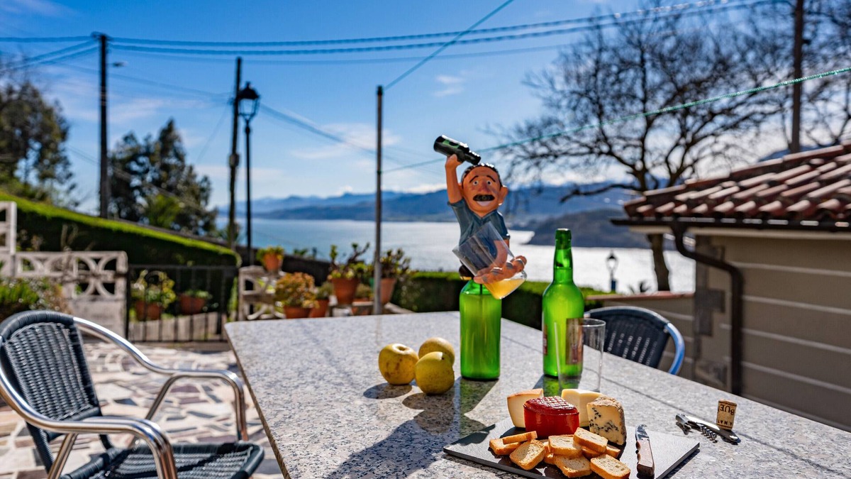 Lastres House | Holiday Home 'El Rincón De Pocholo' with Wi-Fi
