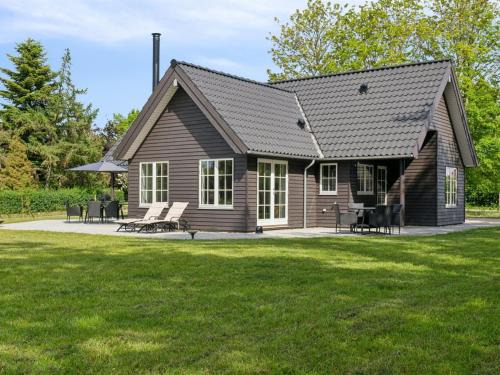 Tranekaer House | Holiday Home Emmalina - 1-3km from the sea by Interhome