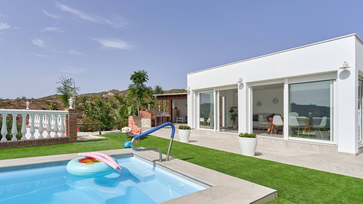 Archez House | Holiday Home 'Entre Montañas' with Mountain View, Wi-Fi and Air Conditioning