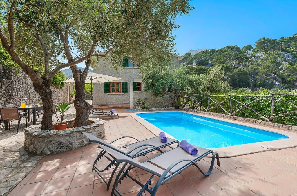 Selva House | Holiday Home Es Barracar by Interhome