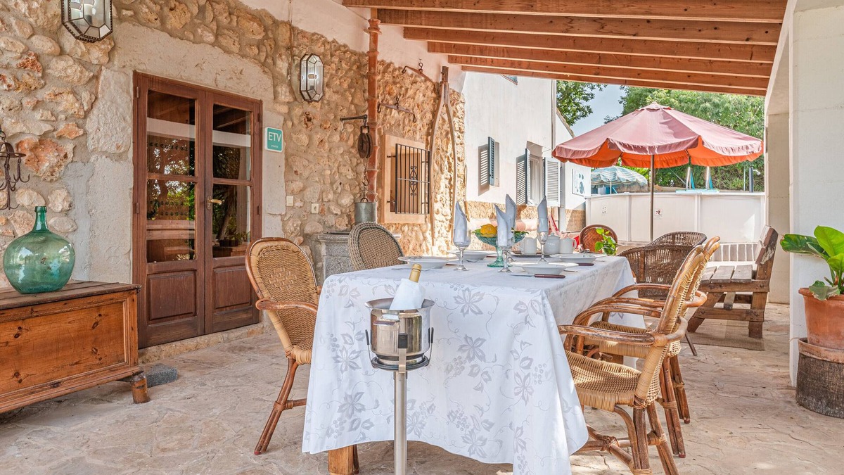 Inca Villa | Holiday Home Es Cami Vell with Pool & Wi-Fi