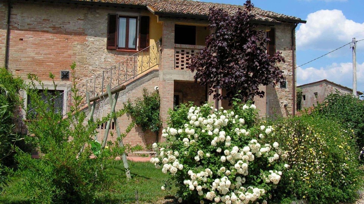 Ramazzano Apartment | Holiday Home for Families in Umbrian