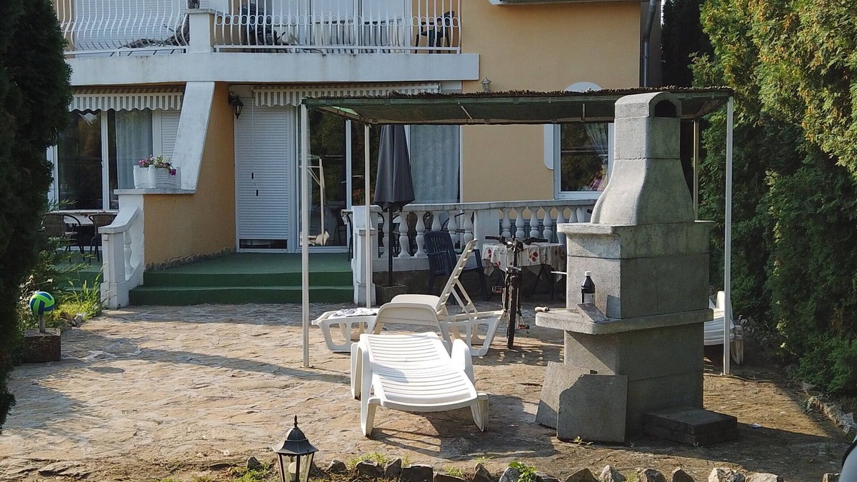 Balatonszarszo House | Holiday home for 5 guests with 90m² in Balatonszárszó (110540)