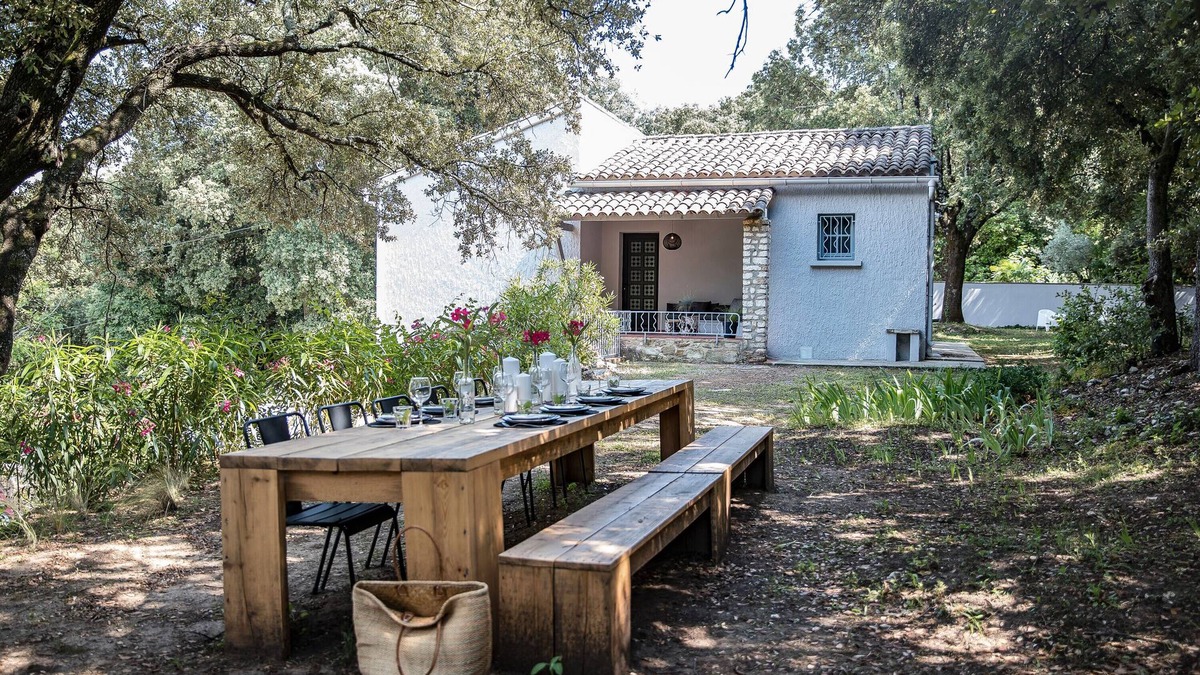 La Roque-sur-Ceze House | Holiday Home 'Villa Lys, Charme En Luxe' with Mountain View, Private Pool and Wi-Fi