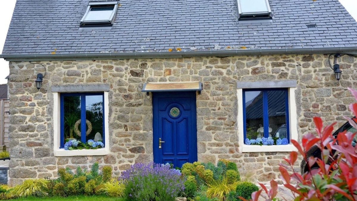 Plogonnec House | Holiday home