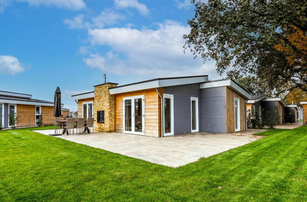 Gasthuis House | Holiday Home Green Resort Mooi Bemelen by Interhome