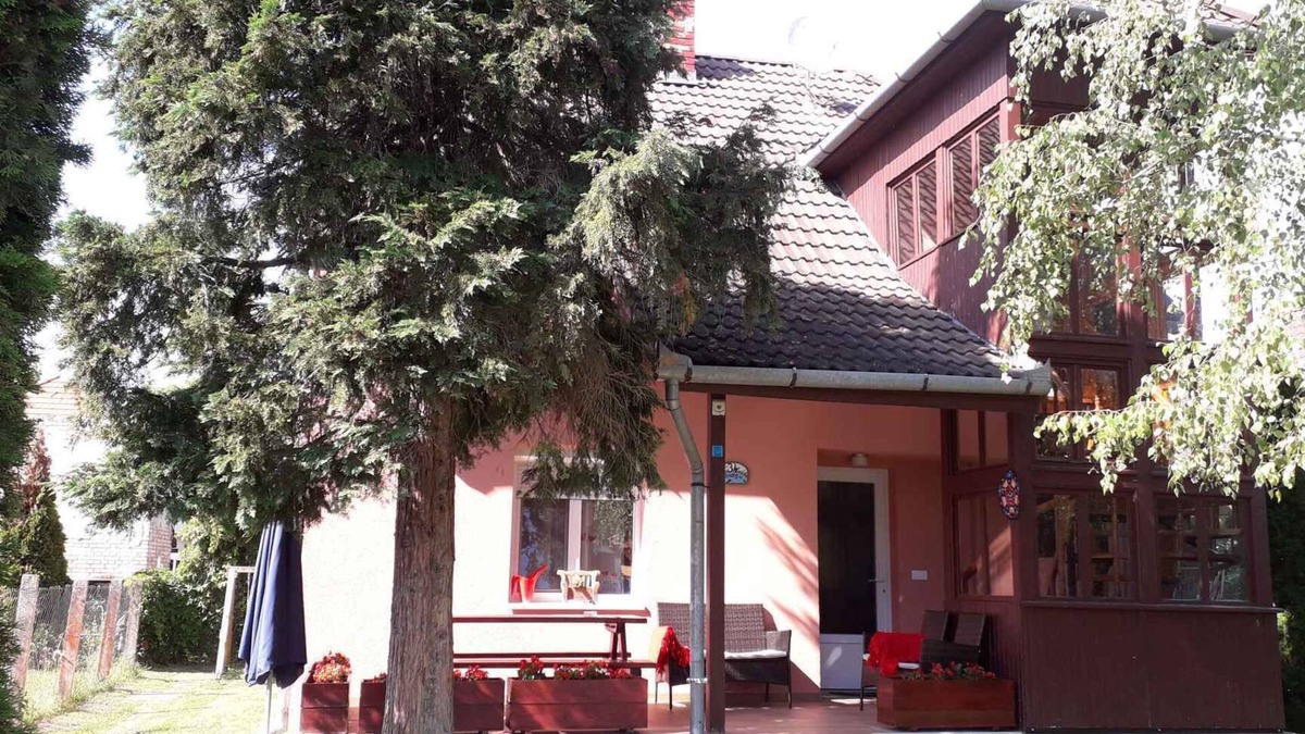 Balatonmariafurdo House | Holiday home in the city center with air conditioning