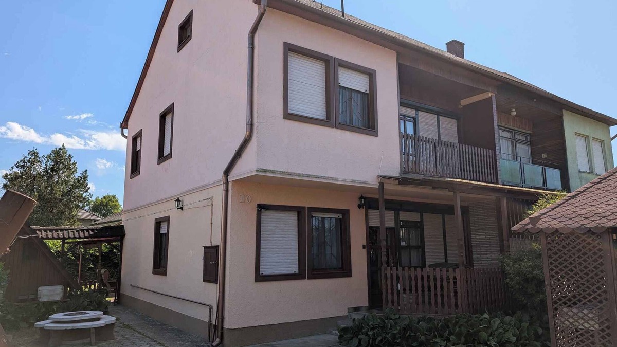 Balatonmariafurdo House | Holiday home near the beach and with a garden