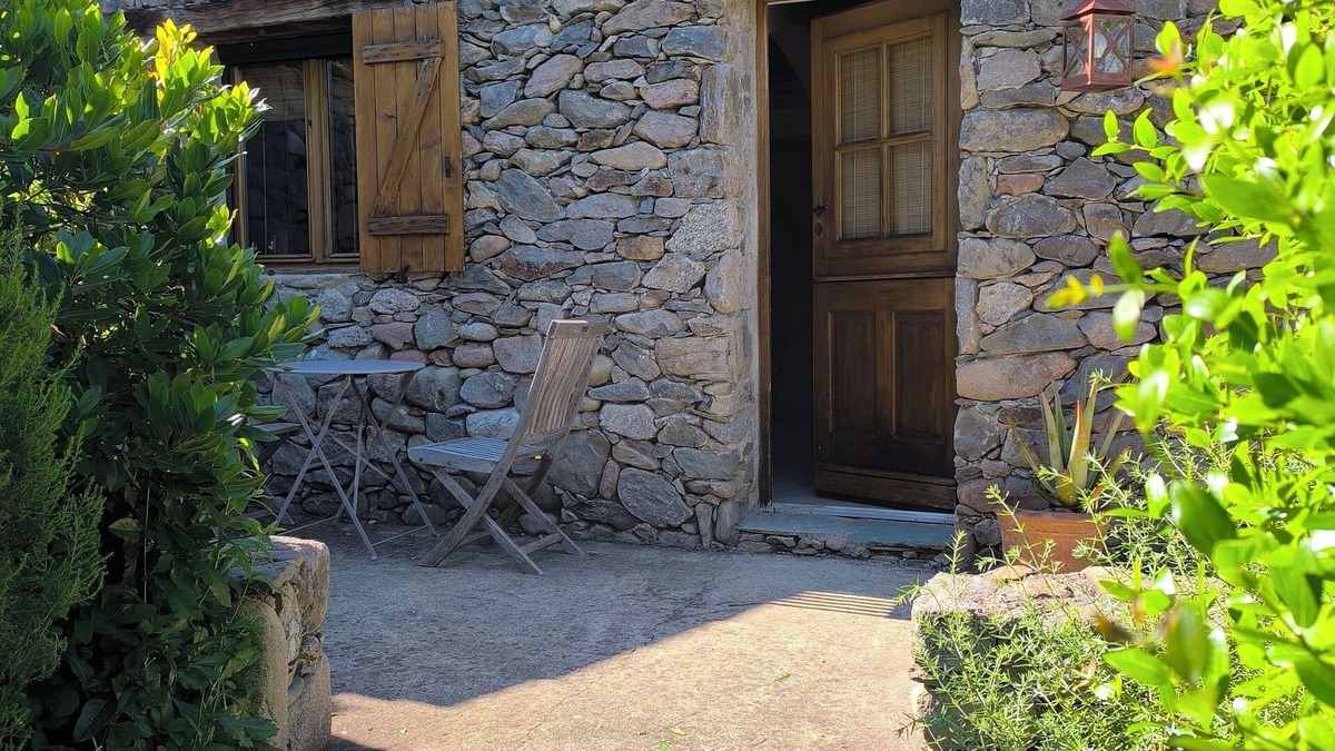 Serra-di-Fiumorbo House | Holiday home in Corsica near the sea, in the heart of the maquis.