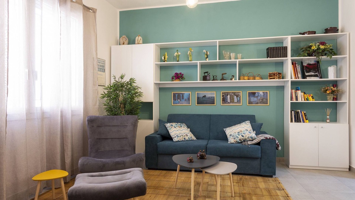 Mazara del Vallo House | Holiday Home 'Il Ficus' with Private Terrace, Wi-Fi and Air Conditioning