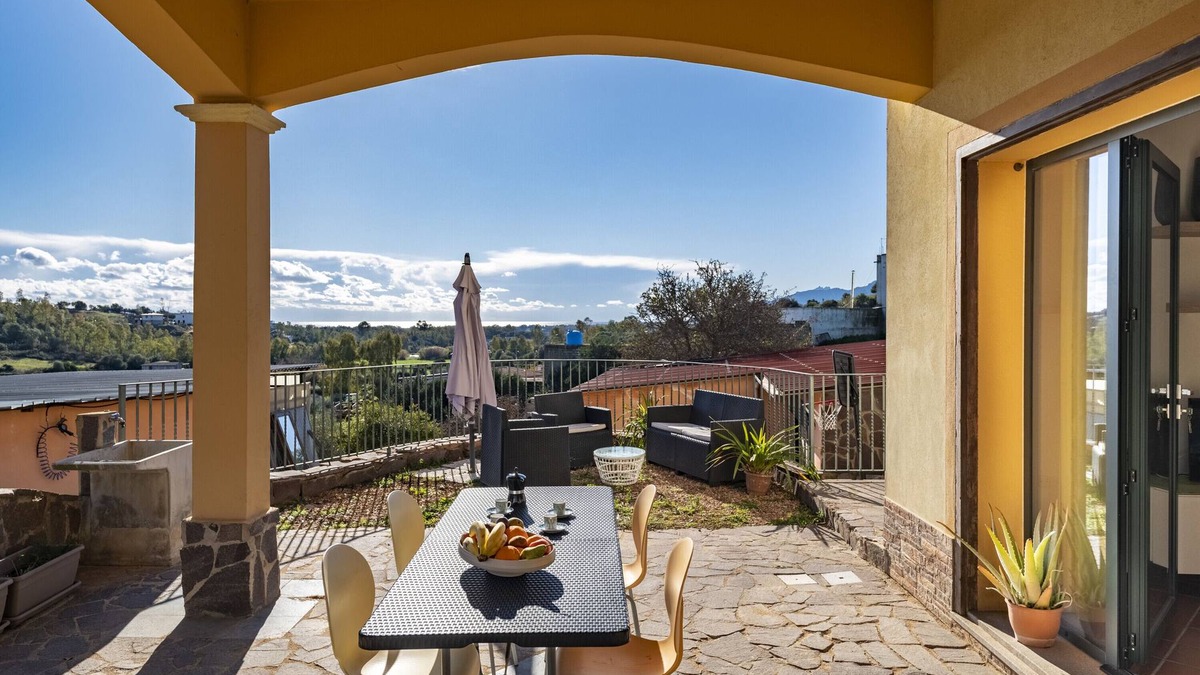 Bari Sardo House | Holiday Home "Il Giardino Vista Mare" with Sea View, Garden & Wi-Fi
