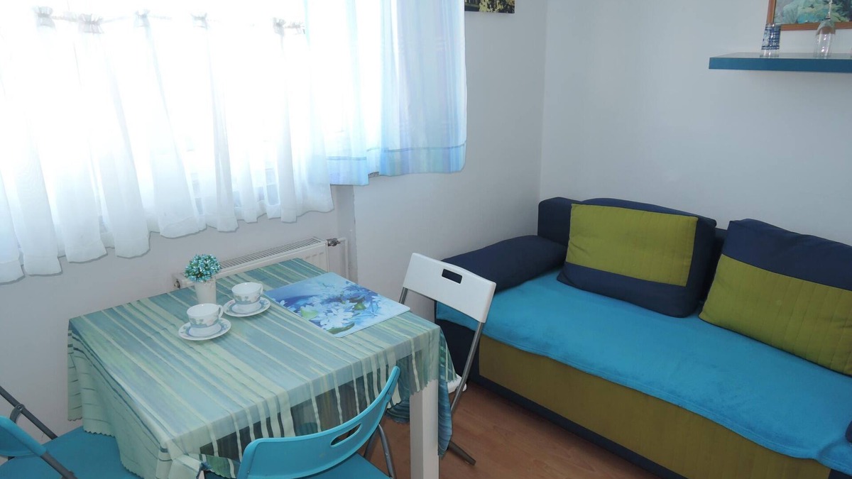 Dziwnowek Apartment | Holiday Home in Dziwnówek near Clean Beach