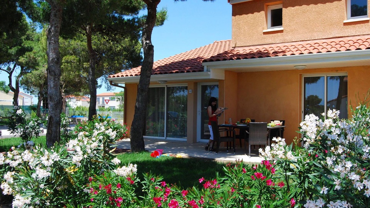 Torreilles House | Holiday Home in France with Garden Terrace