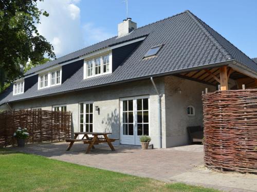 Haaren House | Holiday home in Haaren with terrace