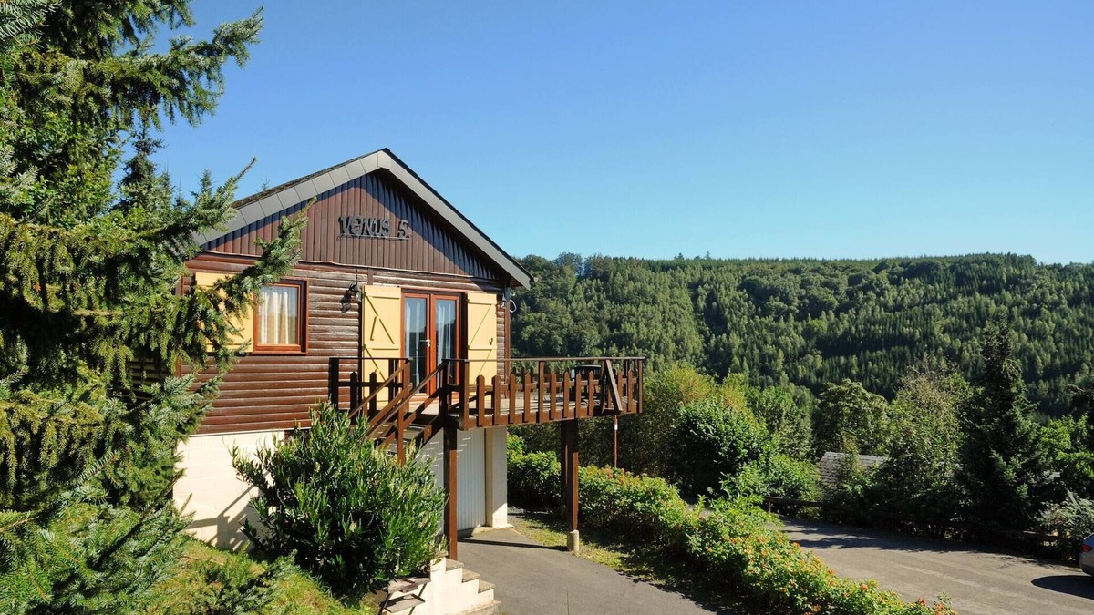 La Roche-en-Ardenne House | Holiday Home in La Roche with Sauna & Terrace