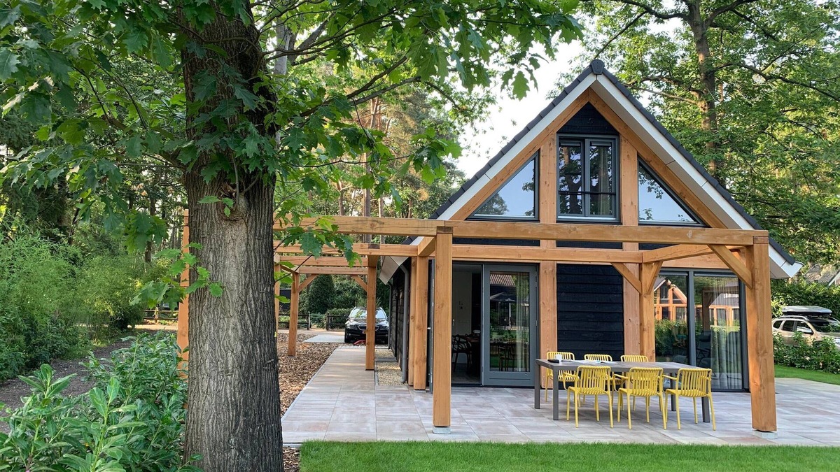Lochem House | Holiday Home in Lochem With Garden View