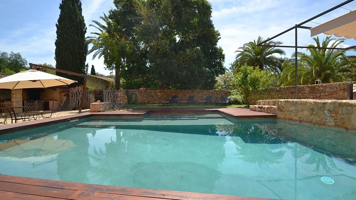 Buger Villa | Holiday Home in Mallorca with Private Pool
