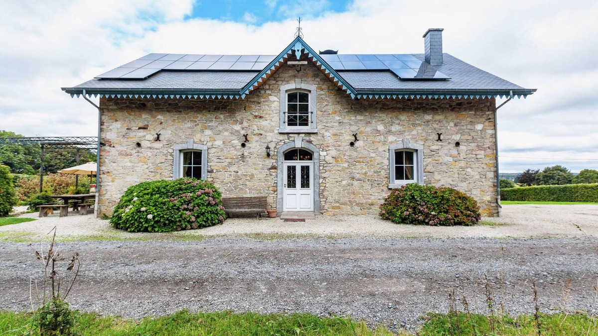 Libramont-Chevigny House | Holiday Home in Saint-Hubert with Sauna