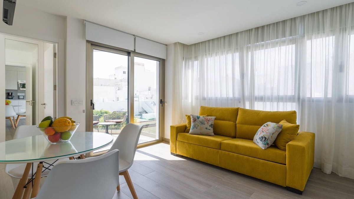Telde House | Holiday Home in Telde near Playa de Melenara