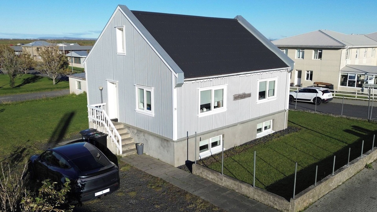 Eyrarbakki House | Holiday Home in town Eyrarbakki, South of Iceland
