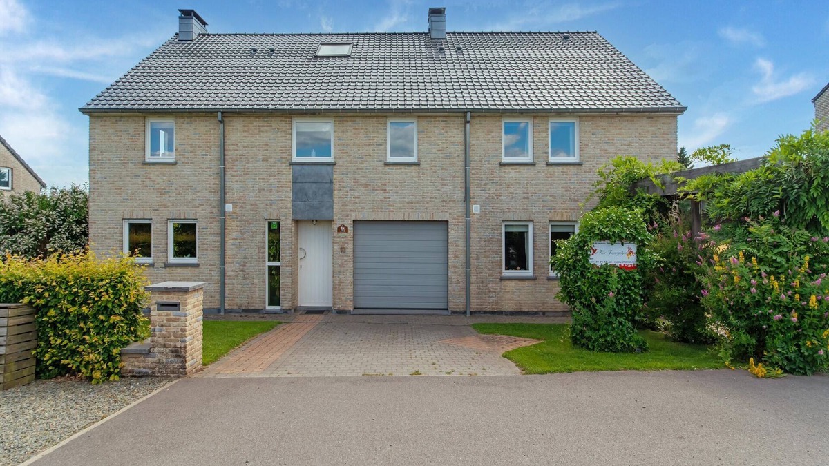 Waimes House | Holiday Home in Waimes near High Fens