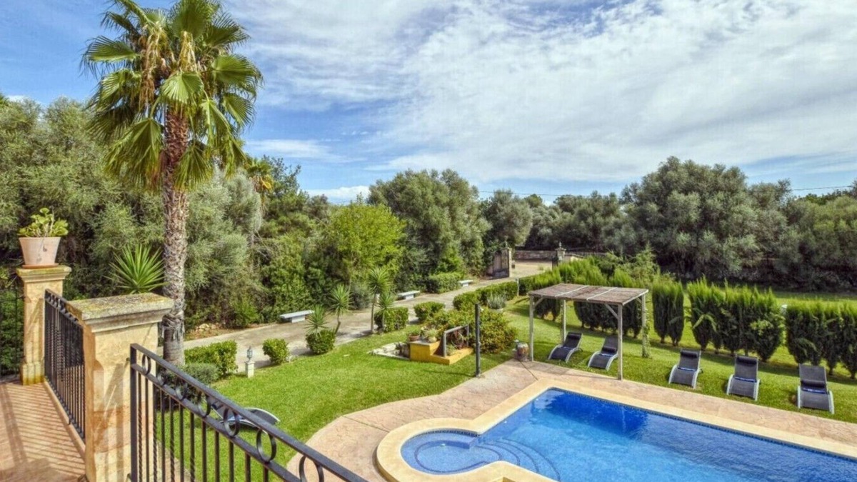 Inca House | Holiday Home 'Ines' with Mountain View, Wi-Fi and Air Conditioning