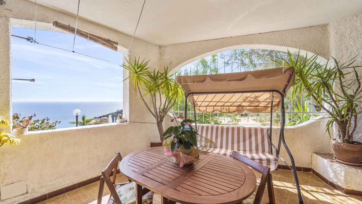 Torre delle Stelle House | Holiday Home "Casa delle Stelle" with Sea View and Terraces