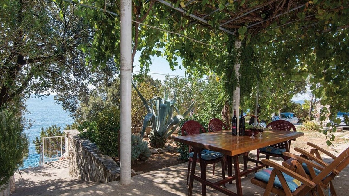 Orebic House | Holiday Home Jadranka - Three Bedroom Holiday Home with Terrace and Sea View