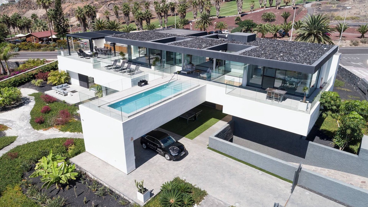 Costa Adeje Villa | Holiday Home 'Karat Villa Macaronesia' with Sea Views, Pool, Garden and Wi-Fi