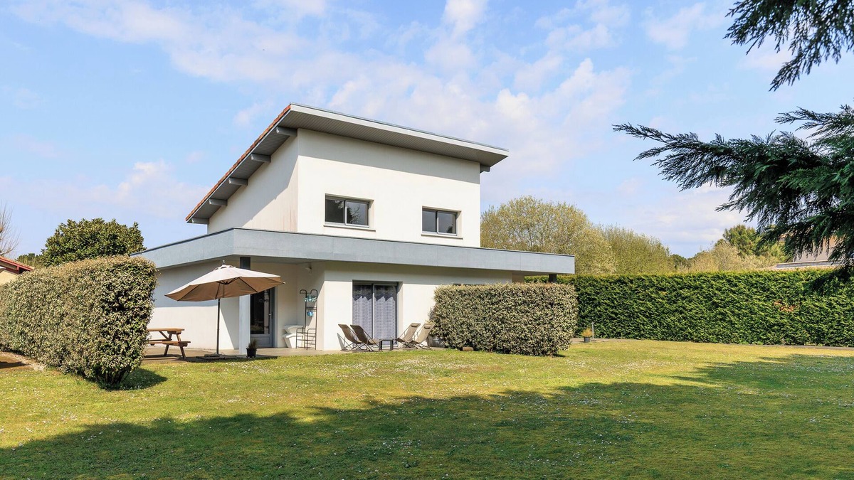 Messanges House | Holiday Home 'La Dune' with Pool