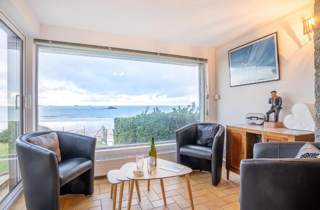Saint-Malo House | Holiday Home La longue vue by Interhome
