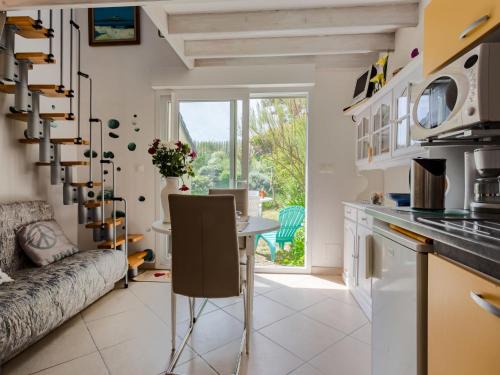 Surville House | Holiday Home La Plage by Interhome
